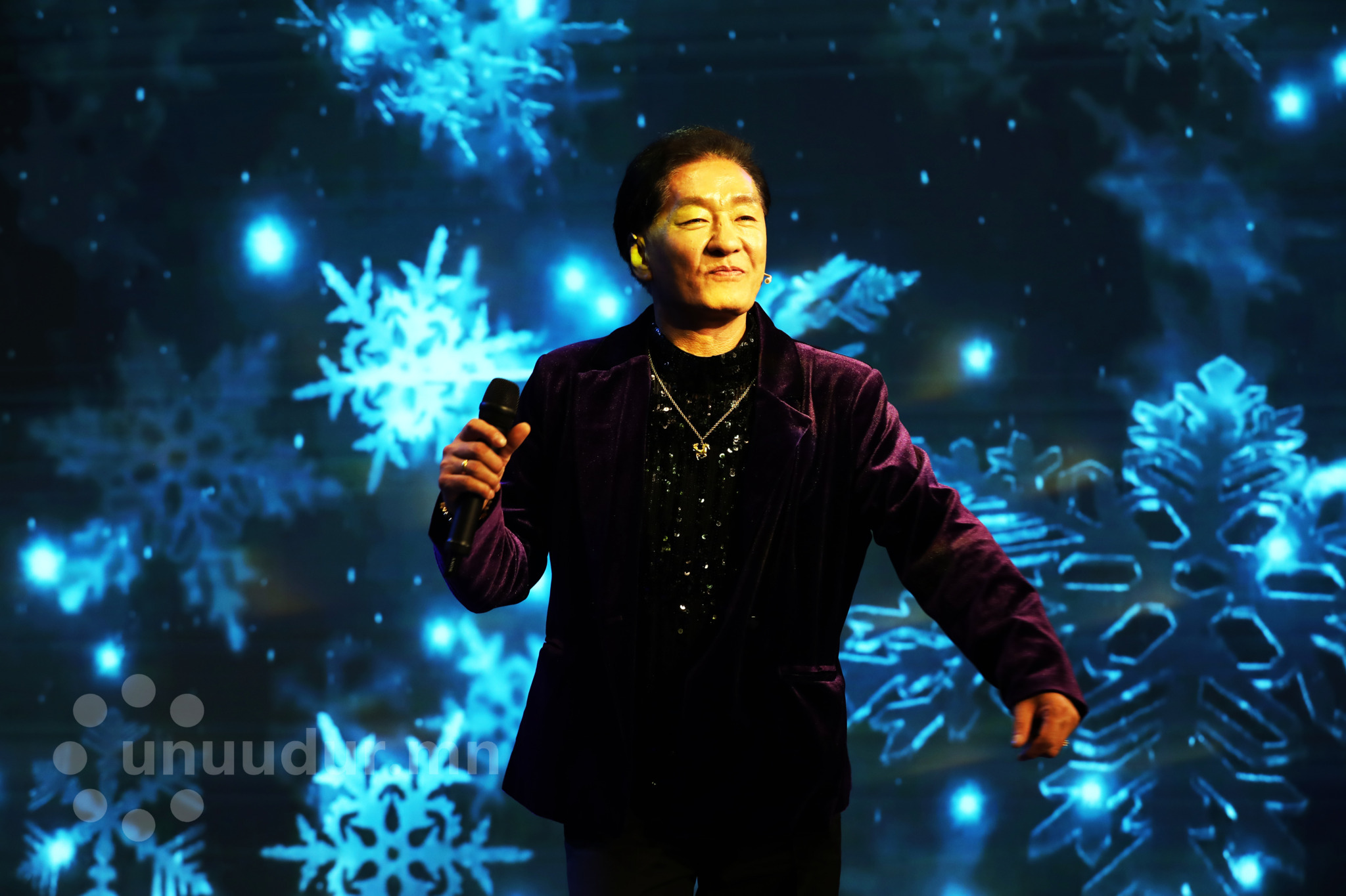 С.БААСАНДОРЖ: Хамгийн үнэнч шүүгч, шүүмжлэгч бол үзэгчид л байдаг